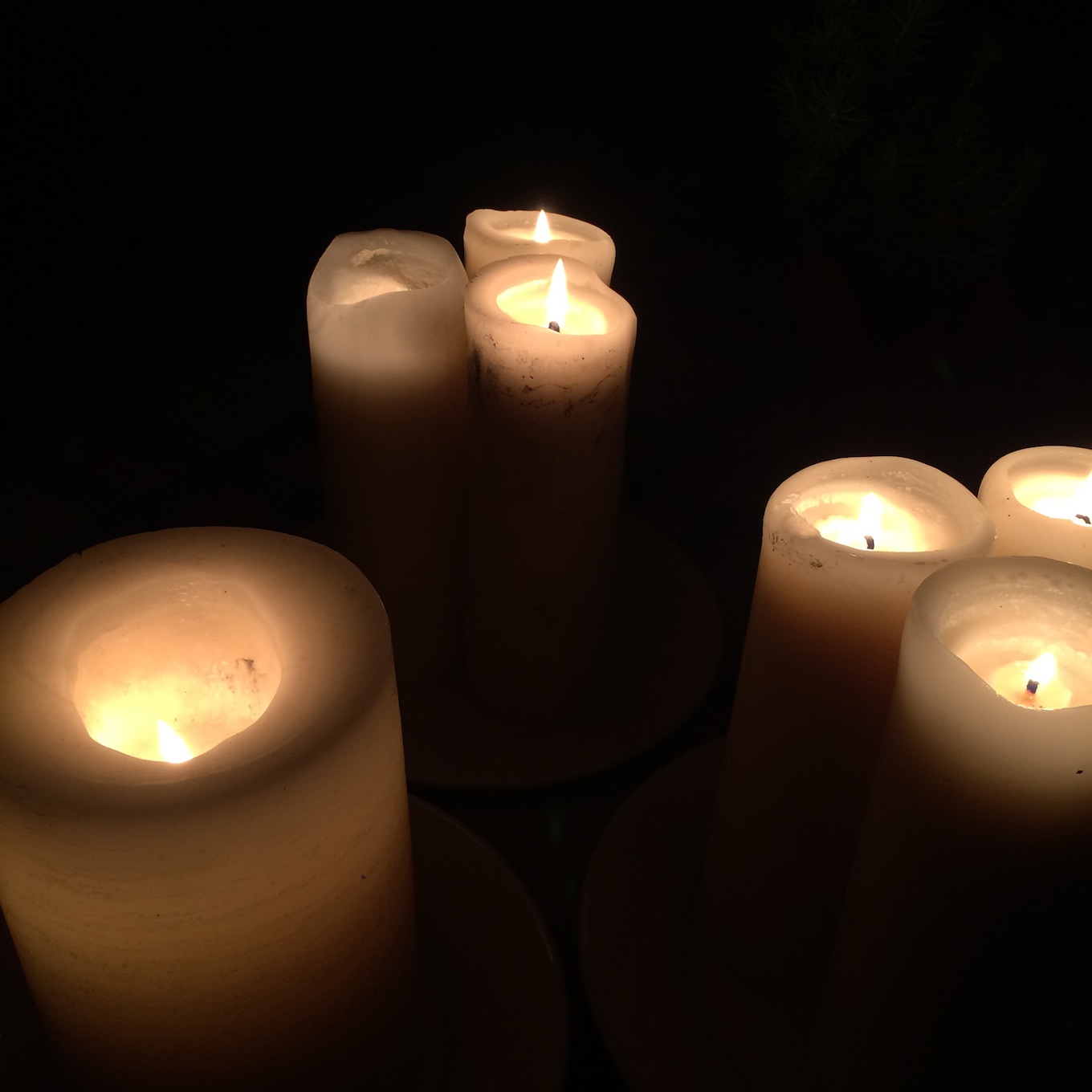 day of candlelight on winter solstice
