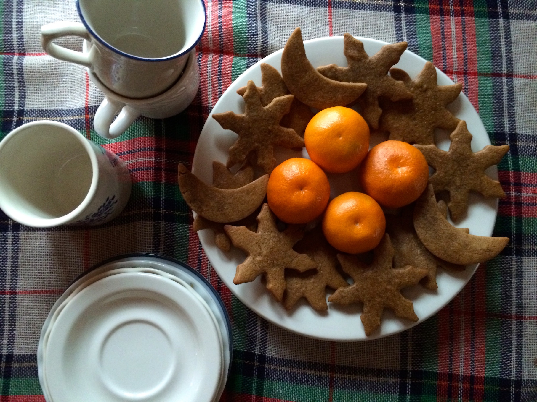 winter solstice tea and gingerbread