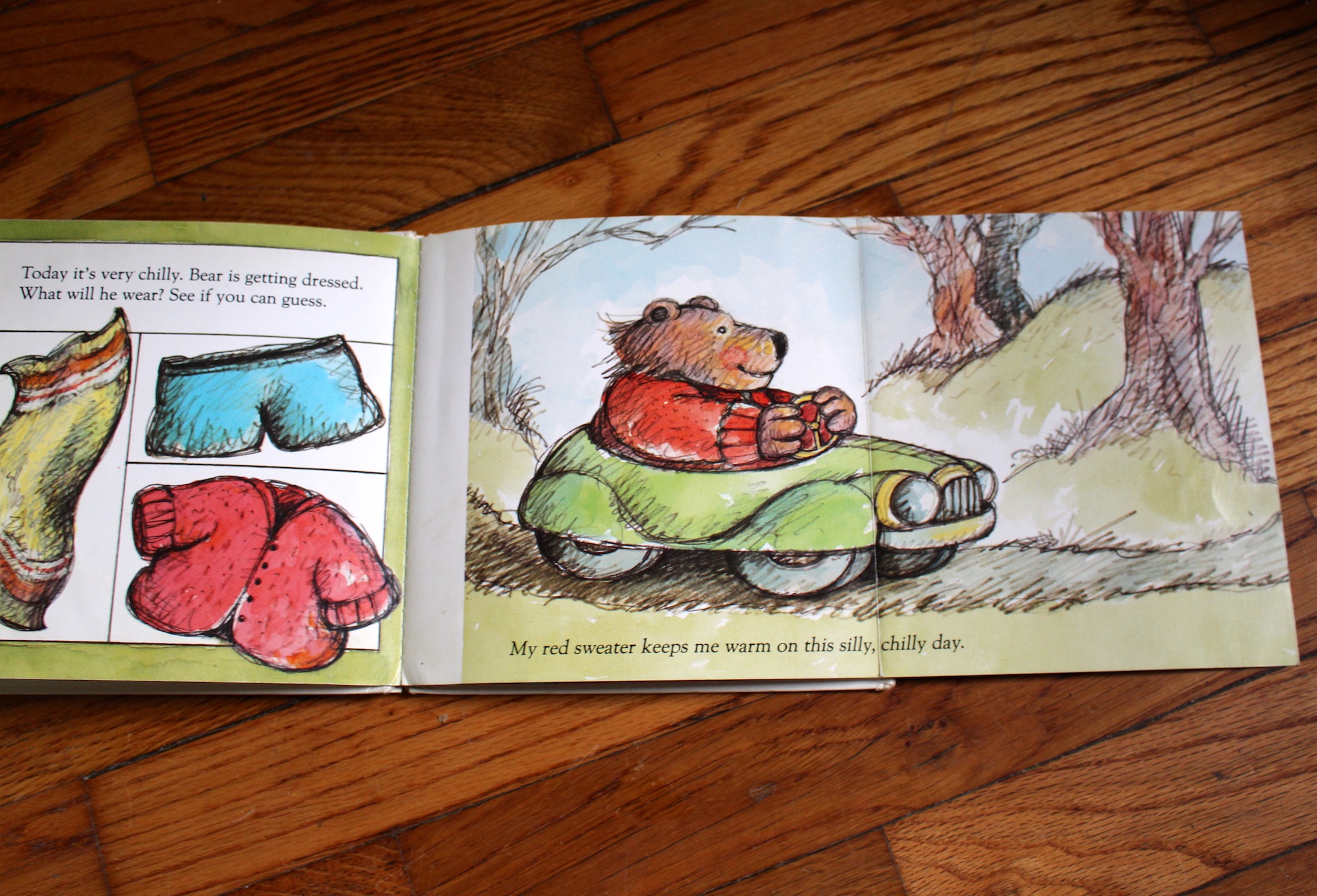 Bear Gets Dressed by Harriet Ziefert, illustrated by Arnold Lobel