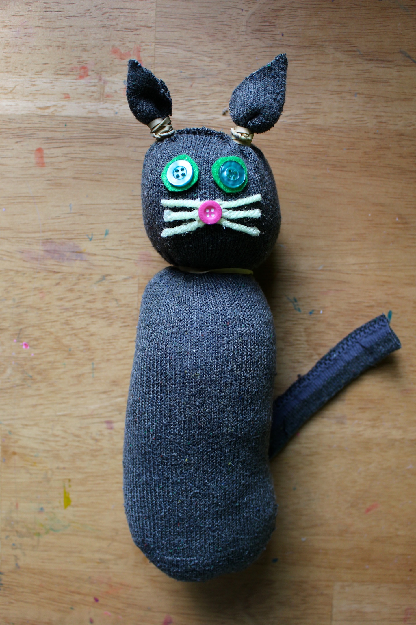 Summer craft - Make a cat stuffie made from a sock