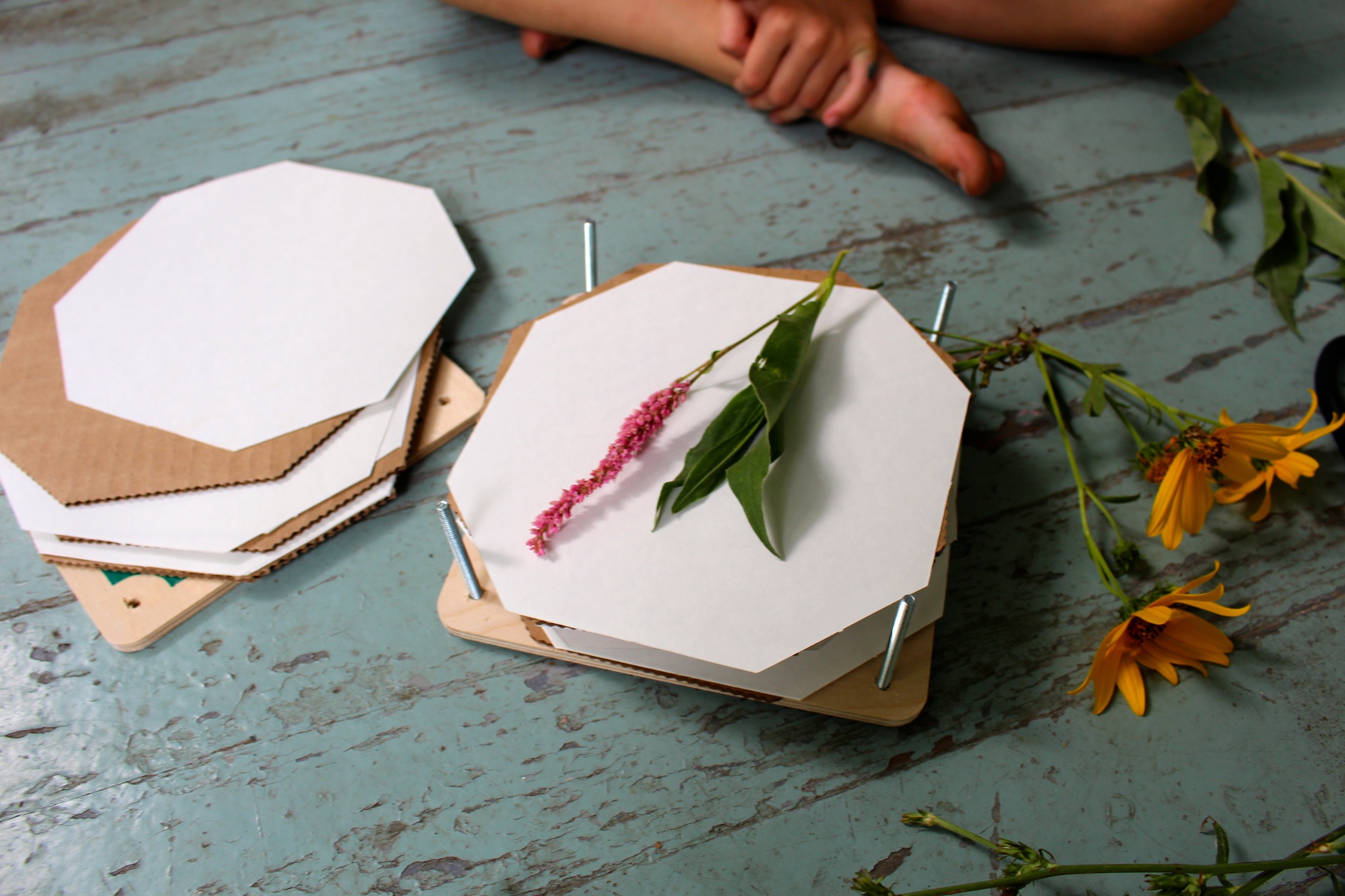 kids flower press